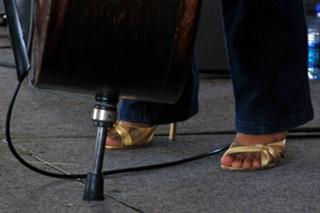 Esperanza Spalding feet photo 13