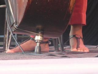 Esperanza Spalding feet photo 11