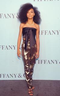 Esperanza Spalding feet photo 8