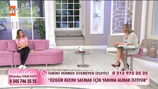 Esra Erol feet photo thumbnail