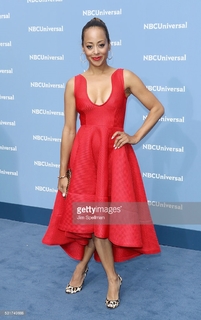 Essence Atkins feet photo thumbnail