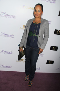 Essence Atkins feet photo thumbnail