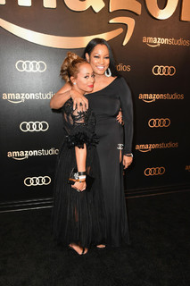 Essence Atkins feet photo thumbnail