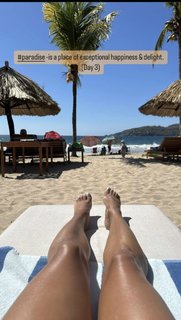 Essence Atkins feet photo thumbnail