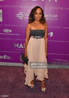 Essence Atkins feet photo thumbnail