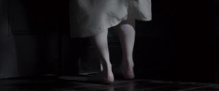 Essie Davis feet photo thumbnail