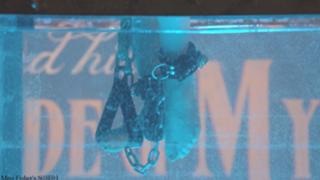 Essie Davis feet photo thumbnail