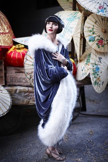 Essie Davis feet photo thumbnail