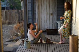 Essie Davis feet photo thumbnail