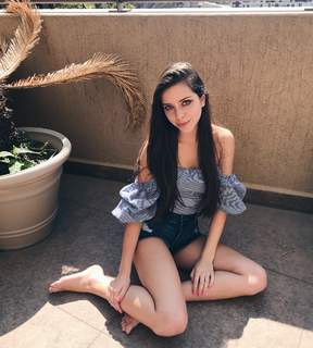 Estefania Coppola feet photo 16