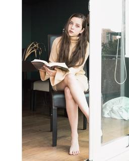 Estefania Coppola feet photo 3
