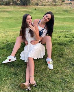 Estefania Coppola feet photo 4