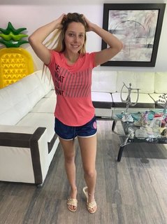 Estefania Coppola feet photo 10