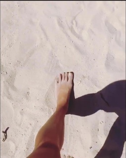 Estefania Küster feet photo 16