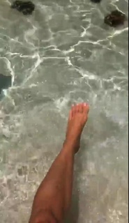 Estefania Küster feet photo 14