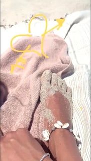 Estefania Küster feet photo 12