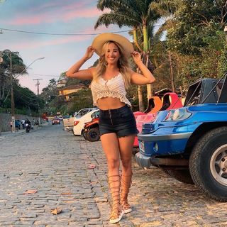 Estefi Berardi feet photo 19