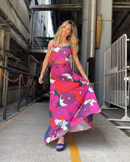 Estefi Berardi feet photo 1