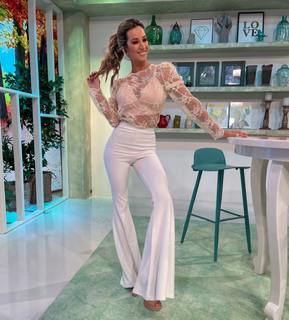 Estefi Berardi feet photo 8