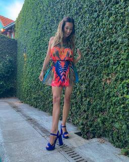 Estefi Berardi feet photo 3