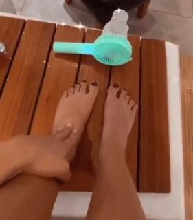 Estefi Berardi feet photo 15
