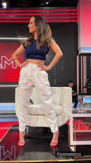 Estefi Berardi feet photo 4