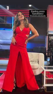 Estefi Berardi feet photo 8