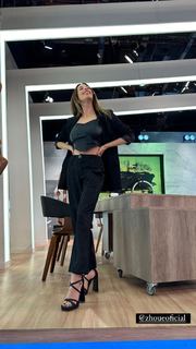 Estefi Berardi feet photo 3