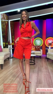 Estefi Berardi feet photo 17