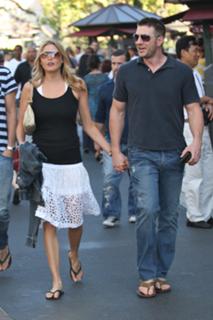 Estella Warren feet photo thumbnail