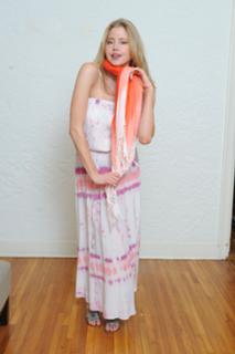 Estella Warren feet photo thumbnail