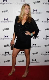 Estella Warren feet photo thumbnail