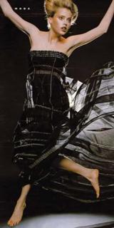 Estella Warren feet photo thumbnail