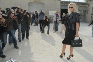 Estelle Lefébure feet photo 4