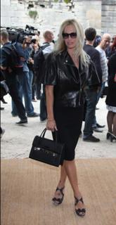 Estelle Lefébure feet photo 20