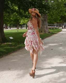 Ester Dobrik feet photo 14