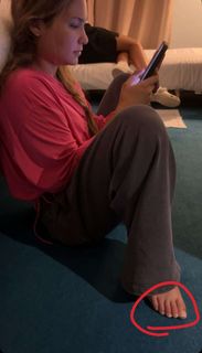Ester Dobrik feet photo 3