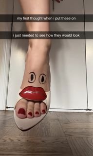 Ester Dobrik feet photo 9