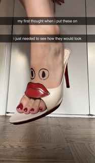 Ester Dobrik feet photo 8