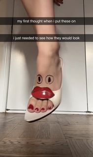 Ester Dobrik feet photo 7