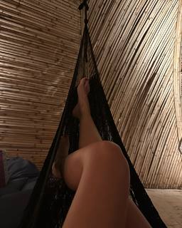 Ester Expósito feet photo thumbnail