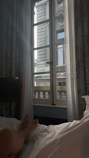 Ester Expósito feet photo thumbnail