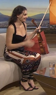 Esther Abrami feet photo 2