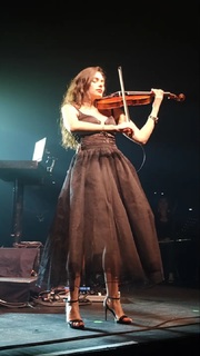Esther Abrami feet photo 6