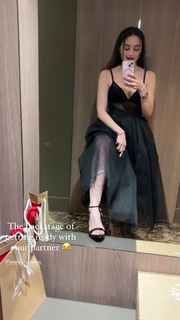 Esther Abrami feet photo 2