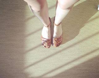 Esther Acebo feet photo thumbnail