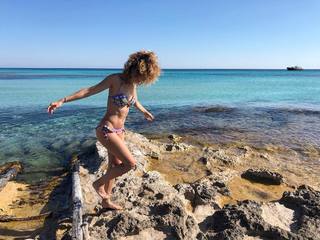 Esther Acebo feet photo thumbnail