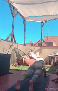 Esther Acebo feet photo thumbnail