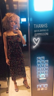 Esther Acebo feet photo thumbnail