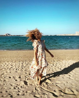 Esther Acebo feet photo thumbnail